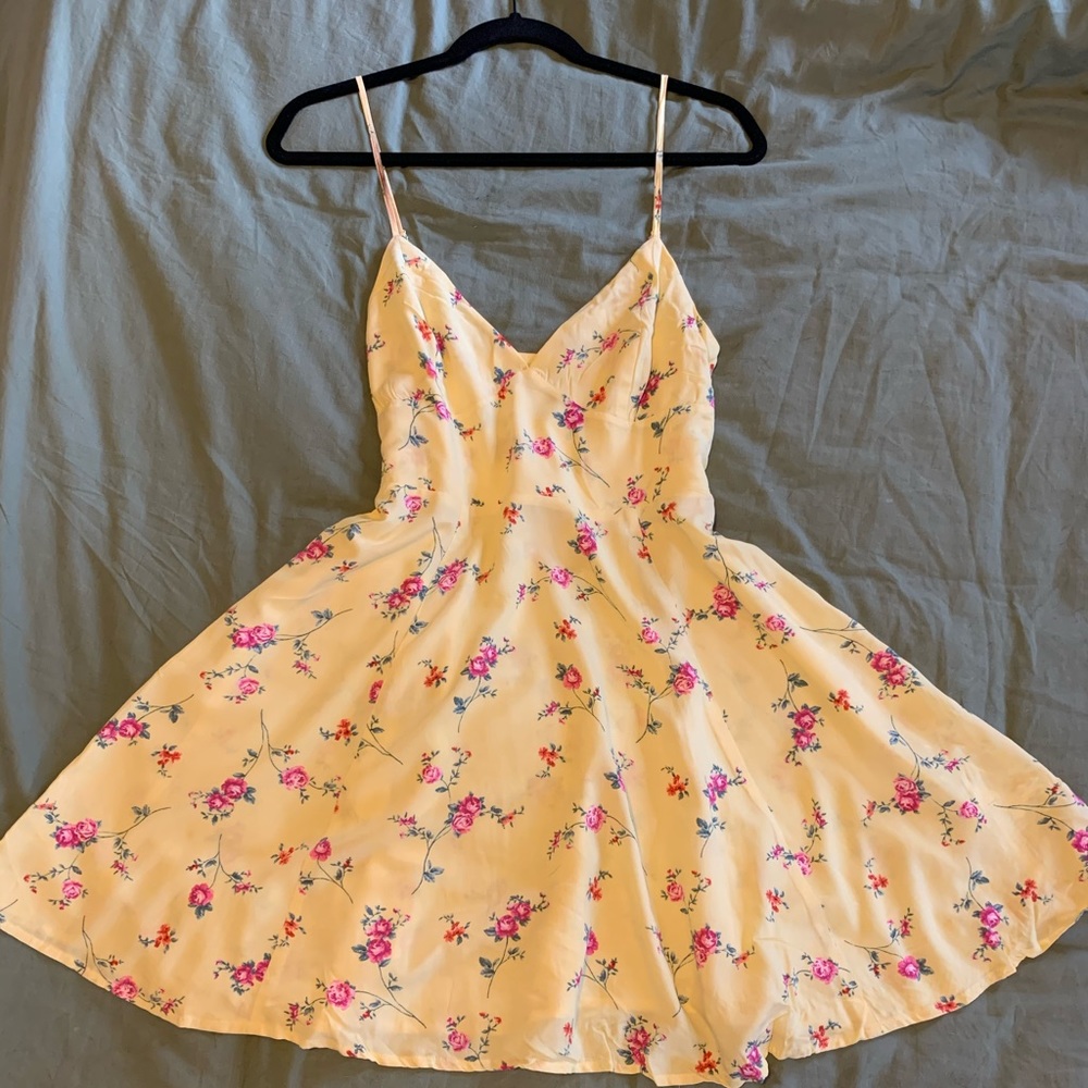 Floral pattern dress